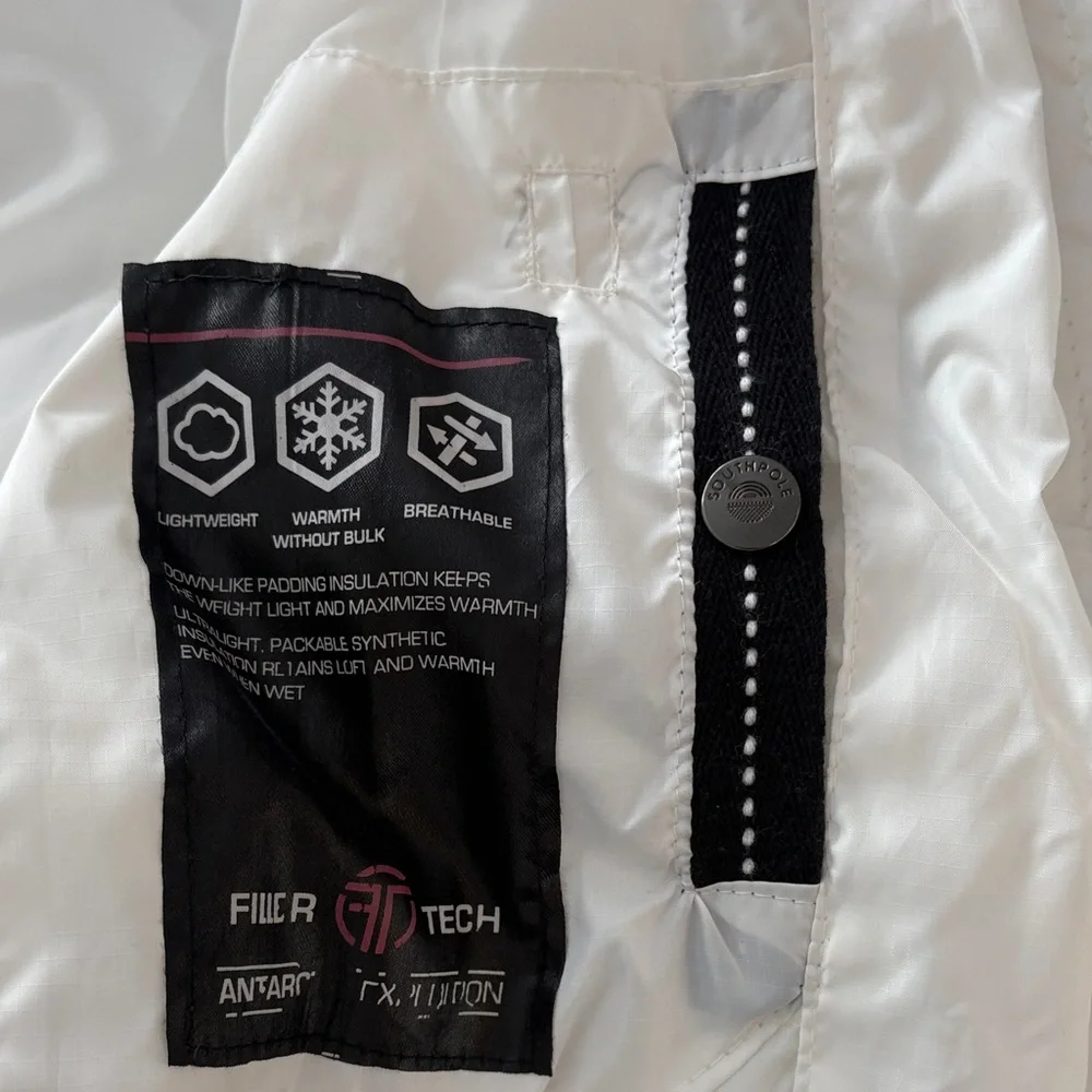 Women's Southpole white ski/puffer jacket - Picture 9 of 9